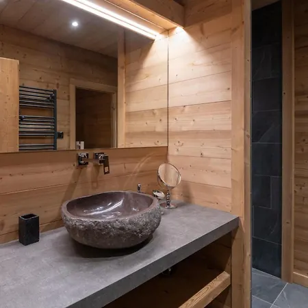 Zen Altitude Luxury With Hot Tub Sauna *